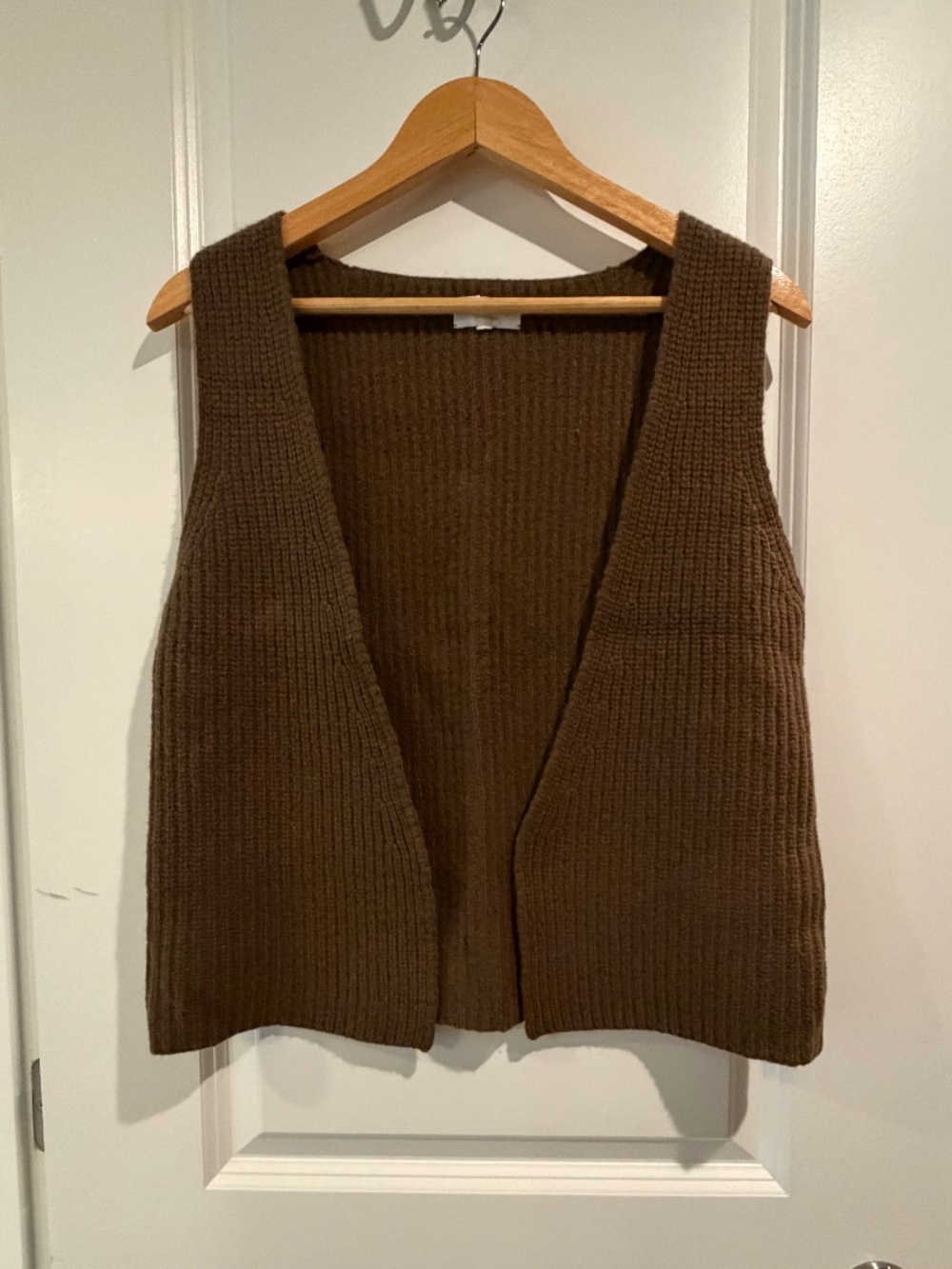 American Vintage Brown 100% Geelong Lambswool Ribbed Knit Vest - Size S